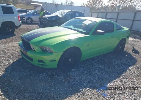 2013 Ford Mustang V6 из США, поврежденный, VIN 1ZVBP8AM4D5220462